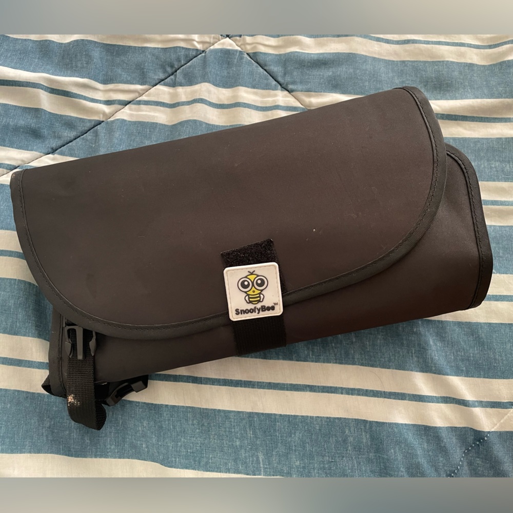 Snoofybee baby changing pad